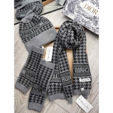 Christian Dior Caps Scarfs